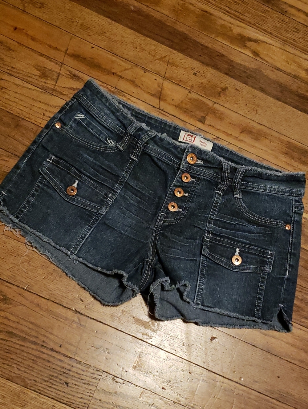 Womens Shortie Short By Lei sz 7